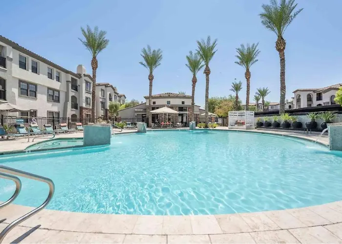 Boulevard Luxe 2br By The Stadium Pool Parking Gym 10 *