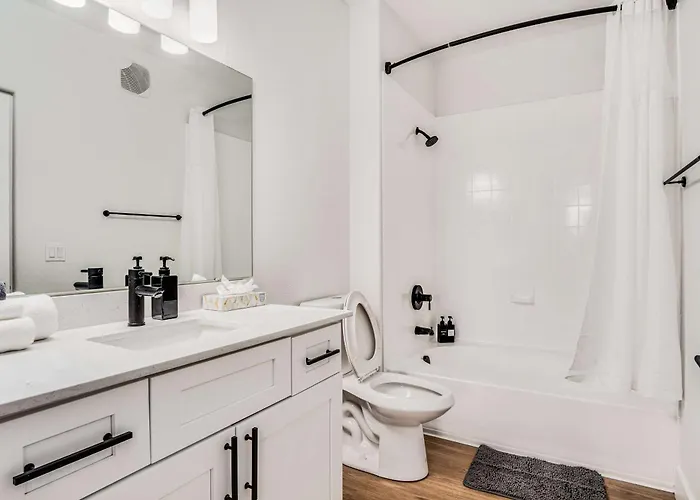 Boulevard Luxe 2br By The Stadium Pool Parking Gym 10