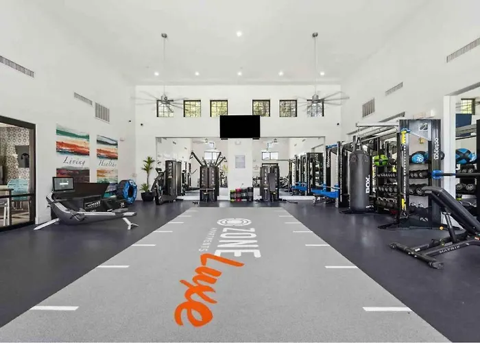 Boulevard Luxe 2br By The Stadium Pool Parking Gym 10 Glendale